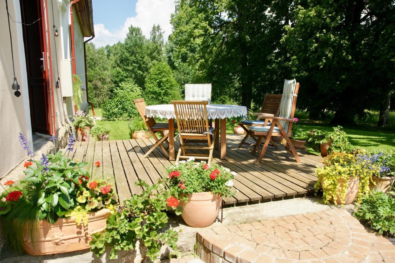 Апартаменти Bear Manor Lacu Muizina Pale Екстер'єр фото