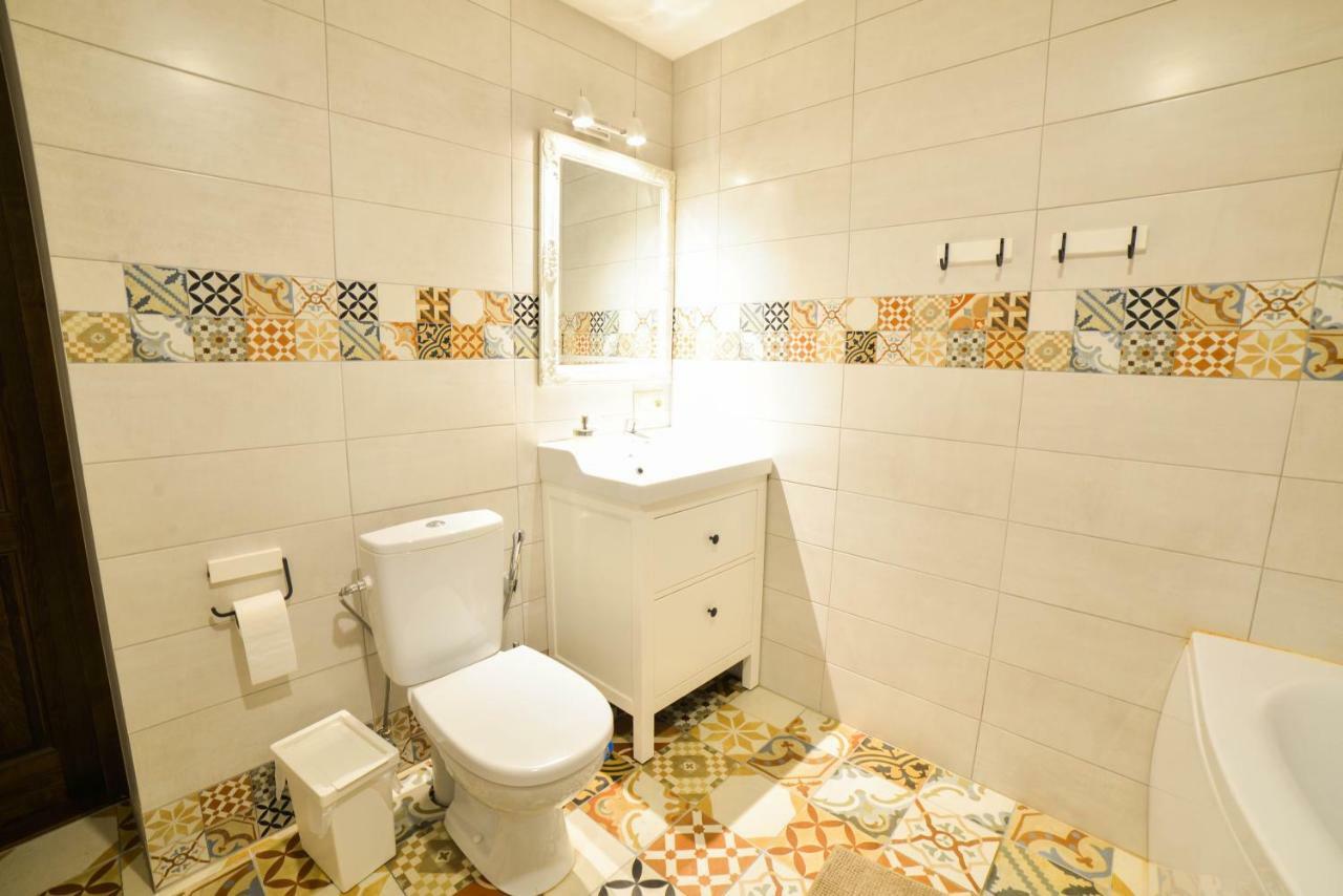 Апартаменти Bear Manor Lacu Muizina Pale Екстер'єр фото