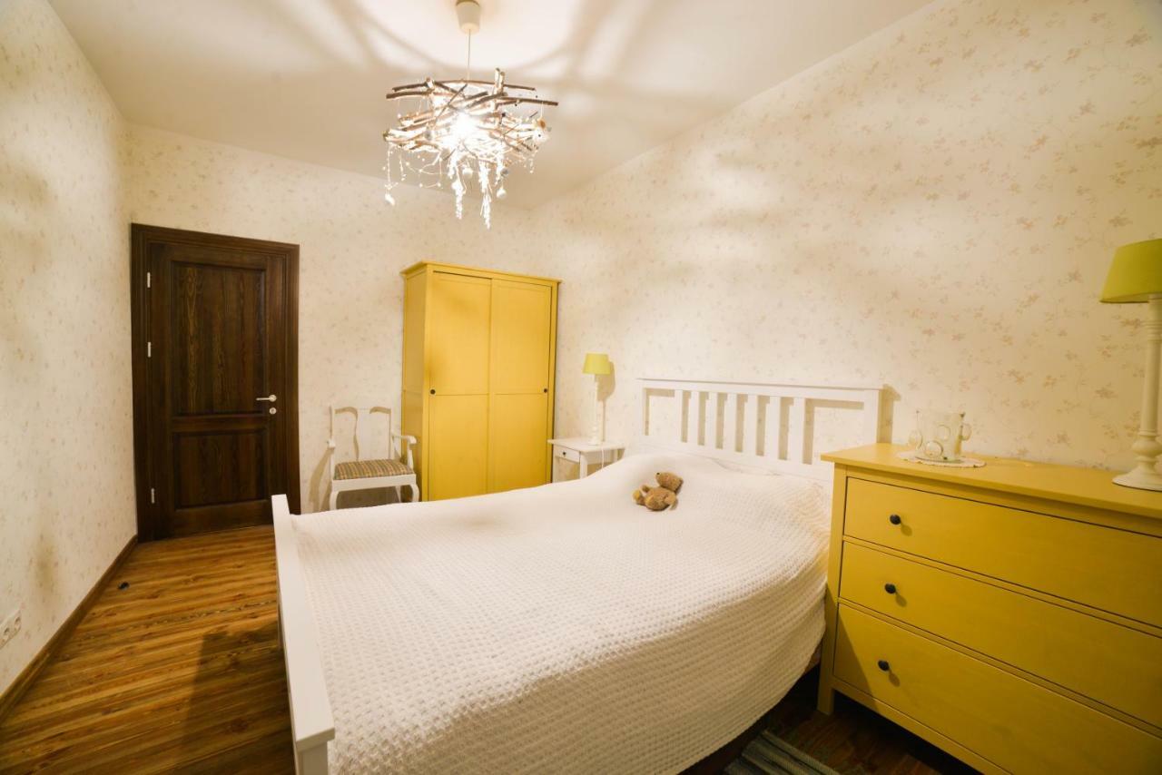 Апартаменти Bear Manor Lacu Muizina Pale Екстер'єр фото