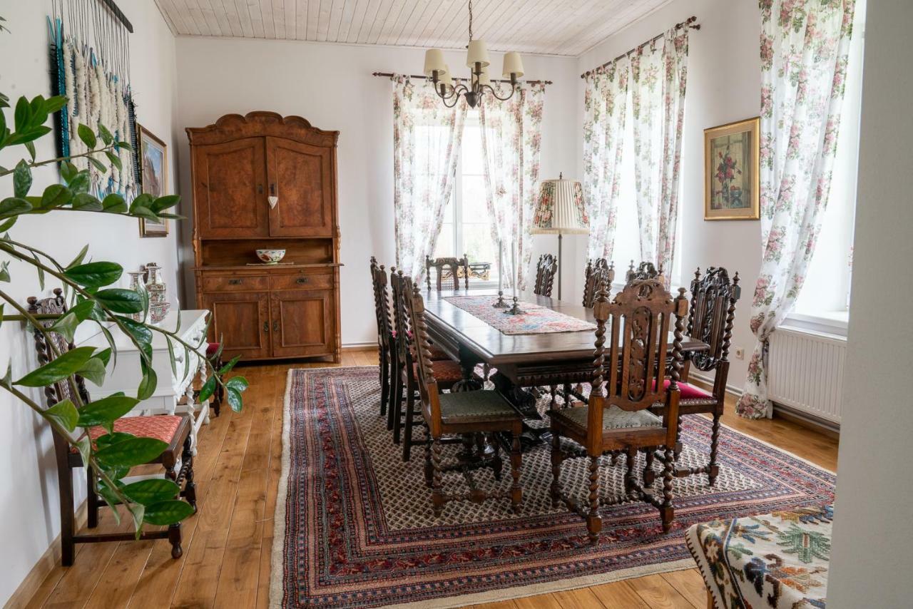 Апартаменти Bear Manor Lacu Muizina Pale Екстер'єр фото