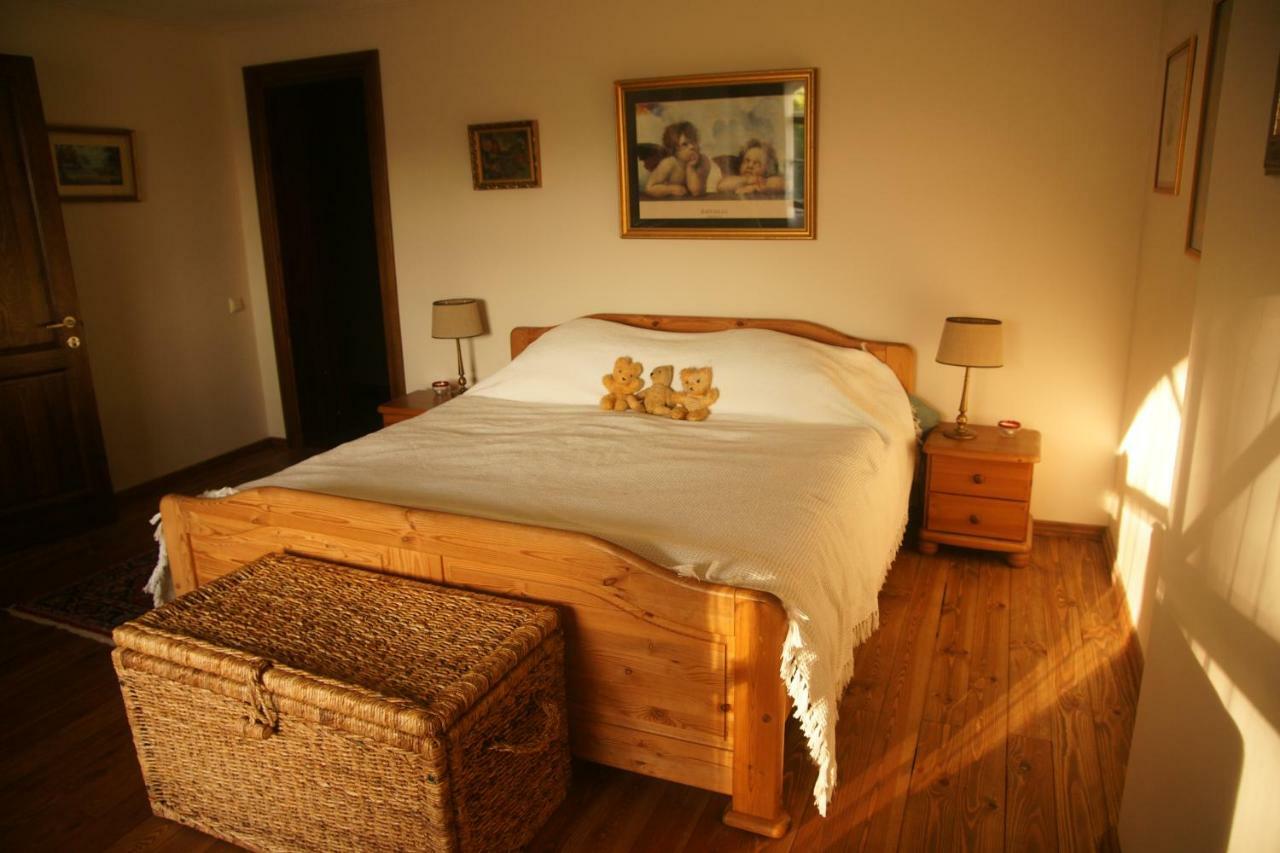 Апартаменти Bear Manor Lacu Muizina Pale Екстер'єр фото